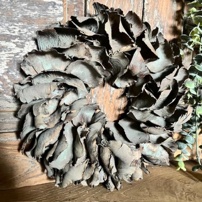 Krans klein palm petal wreath grey wash.