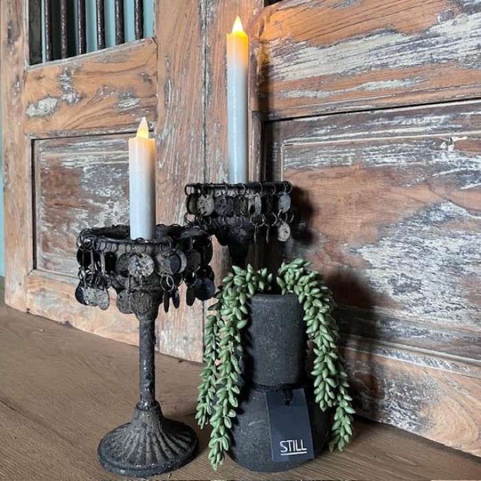 Kandelaar schijfjes laag.